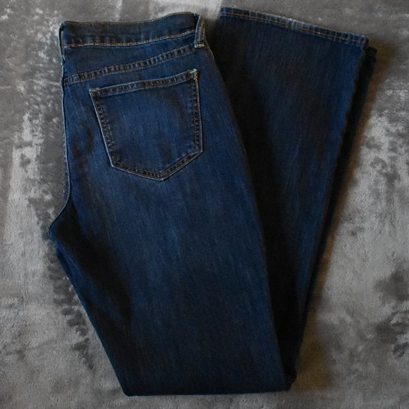 Old Navy Denim - EUC Old Navy The Flirt Blue Jeans